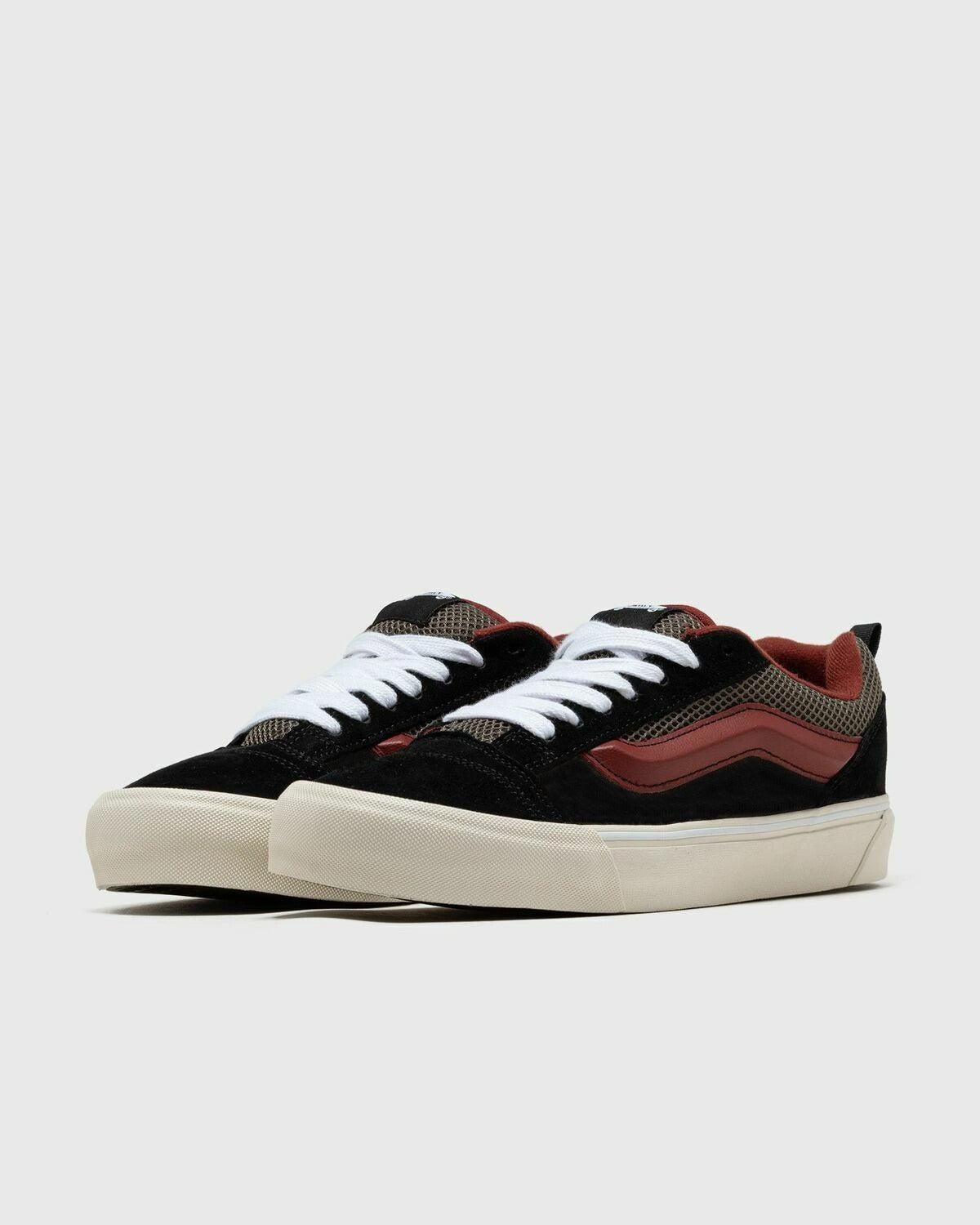 VANS KNU Retro Bordo (Lançamento 2025)